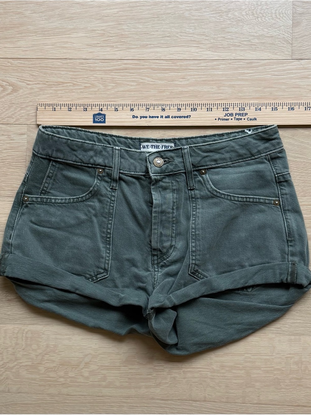 Free People denim shorts Size 27